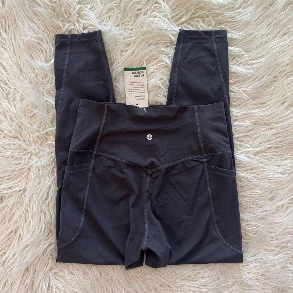 Halara UltraSculpt High Waisted Tummy Control Pocket Legging Volcanic Ash Medium